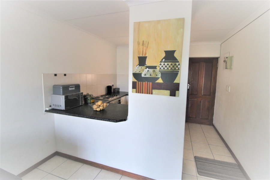 2 Bedroom Property for Sale in Guldenland Western Cape